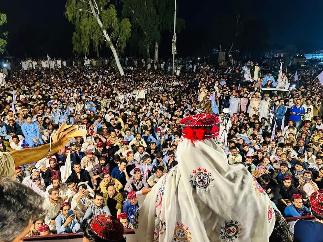 Aliwazirna50's tweet photo. Thanks to the people of Islamabad who participated in today 18 August 2023 #PTM protest.
#StopStateTerrorism
#StopPakiMafia https://t.co/sn4Uon7wGb