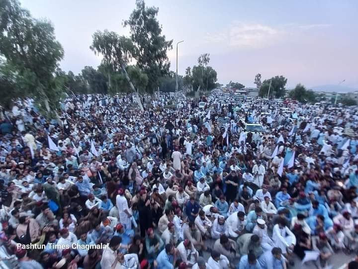 Aliwazirna50's tweet photo. Thanks to the people of Islamabad who participated in today 18 August 2023 #PTM protest.
#StopStateTerrorism
#StopPakiMafia https://t.co/sn4Uon7wGb