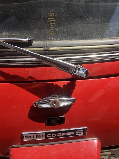 Looking for info and selling Wood &amp; Pickett Mini Cooper S - MiniShrine Classic Mini Forum dlvr.it/StrWt7