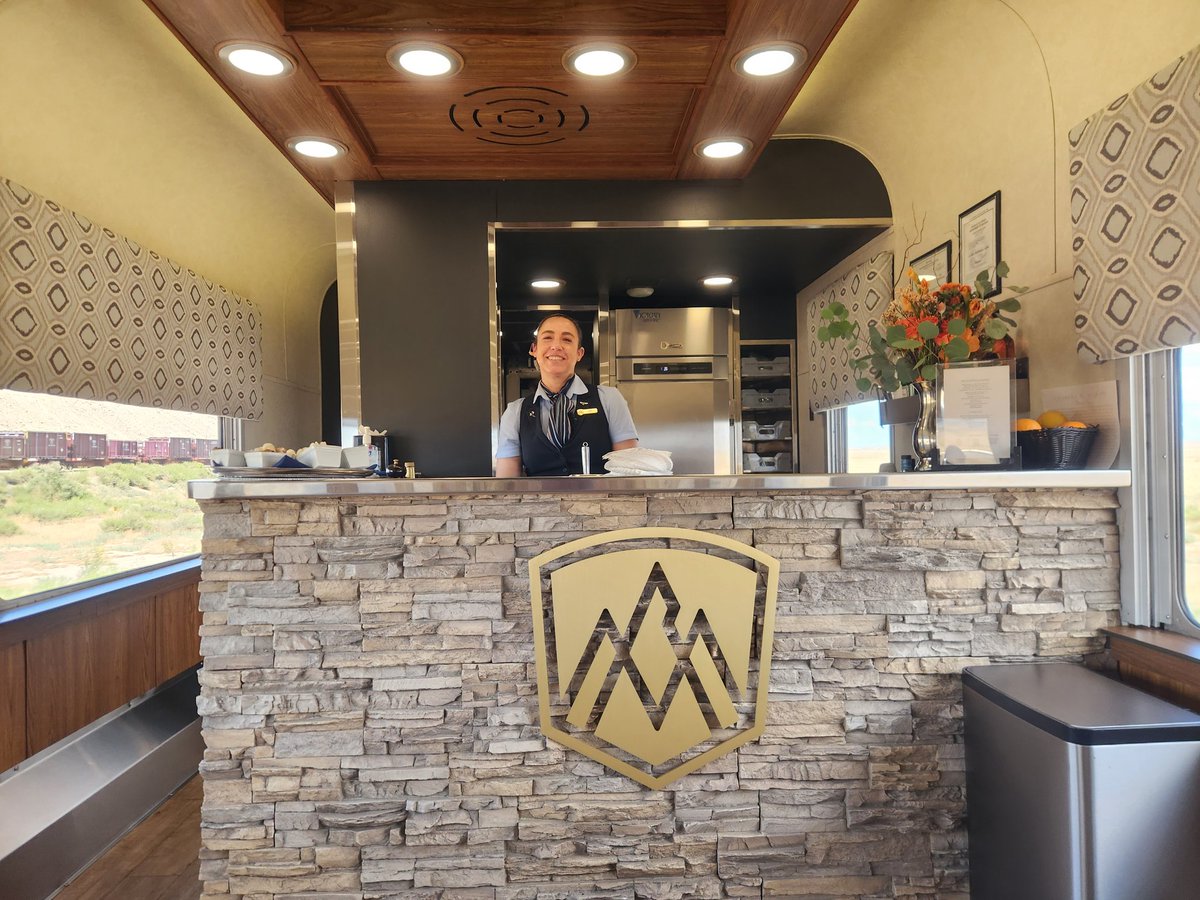 Canada Rail Vacations tweet media