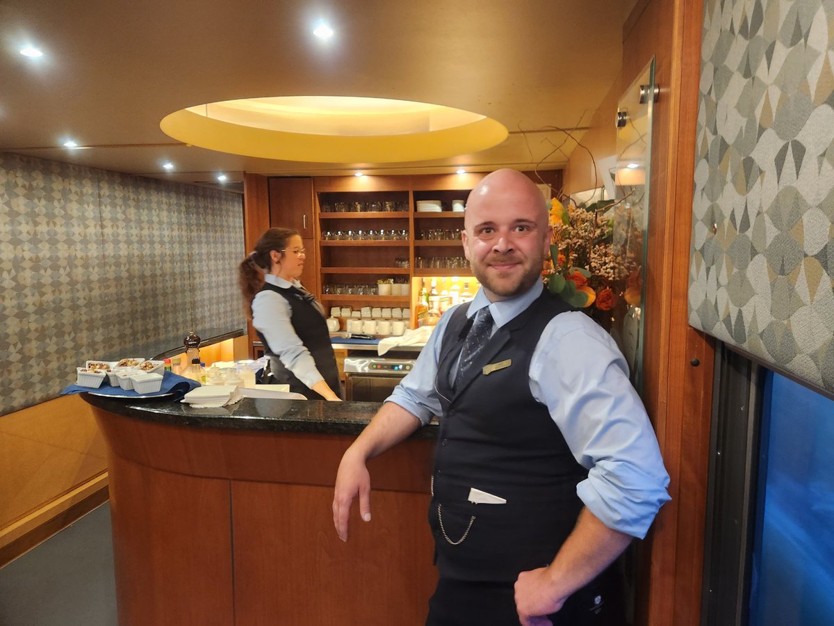 Canada Rail Vacations tweet media