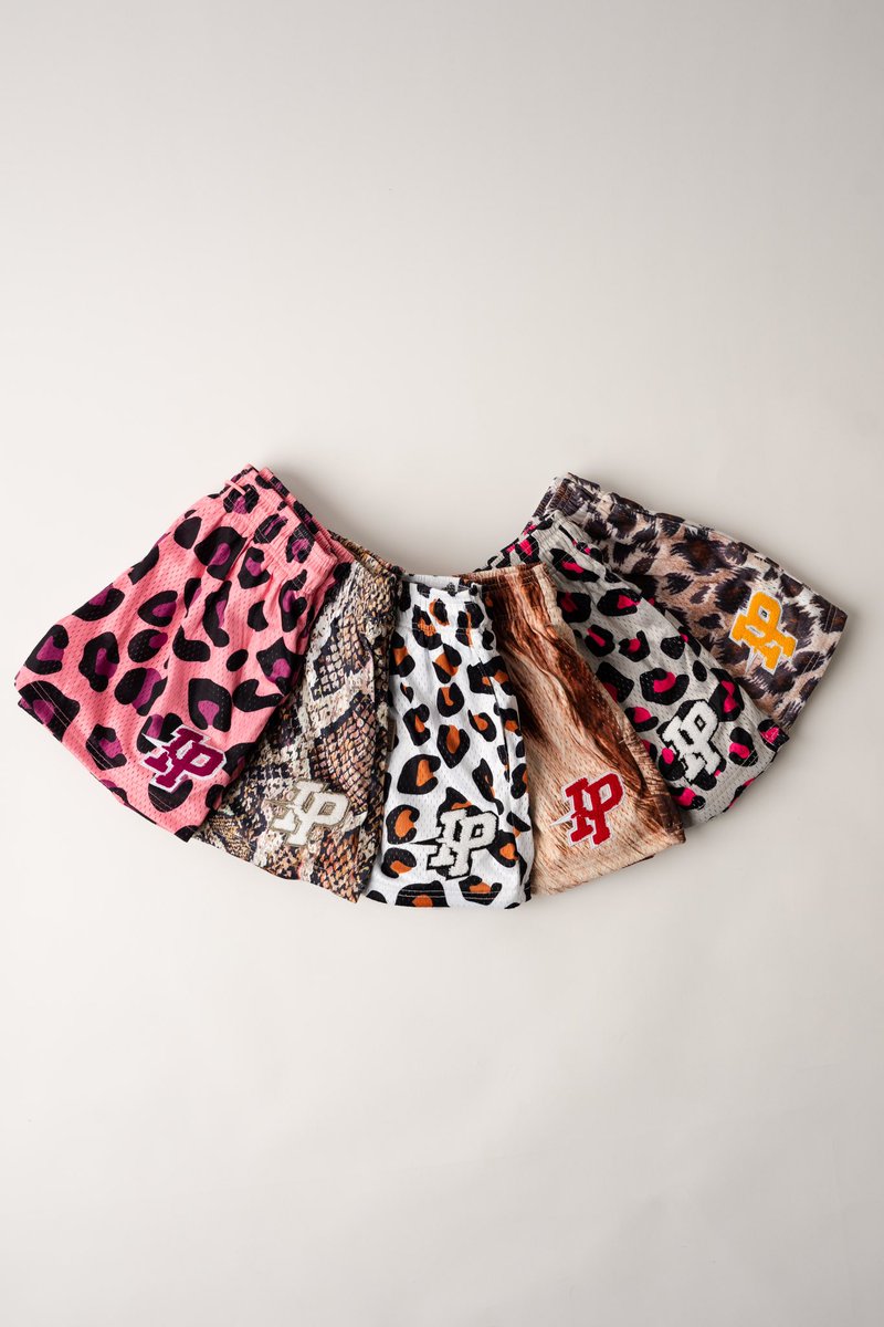 InakaPower's tweet image. GIVEAWAY: One last time! RETWEET this post and let us know which shorts you’re rocking with! We are going to pick ONE winner to take home all the shorts and a $150 Gift Card! Shorts available TOMORROW morning at 10am cst! Inakapower.com