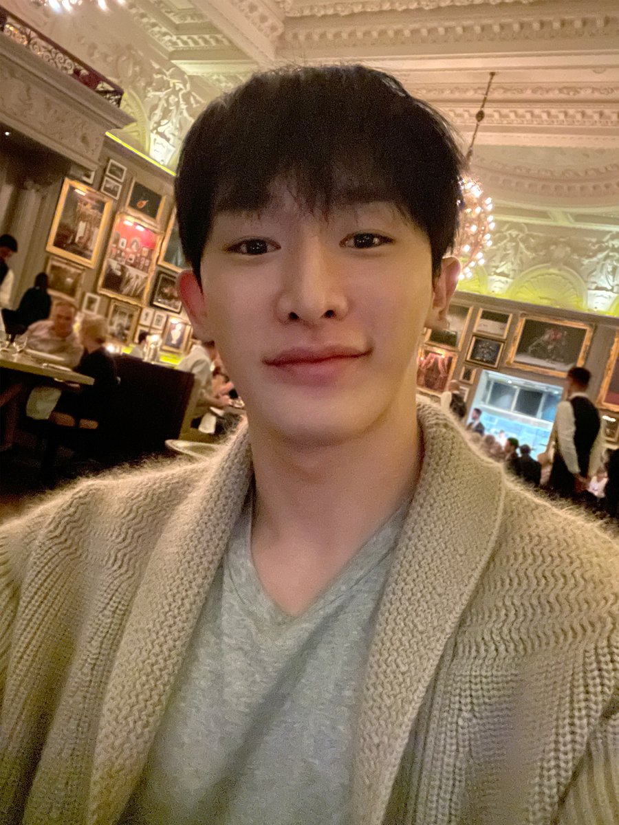 hourlywnh's tweet photo. ᙏ̤̫ #원호 #WONHO @official__wonho https://t.co/zozSaNeOo6