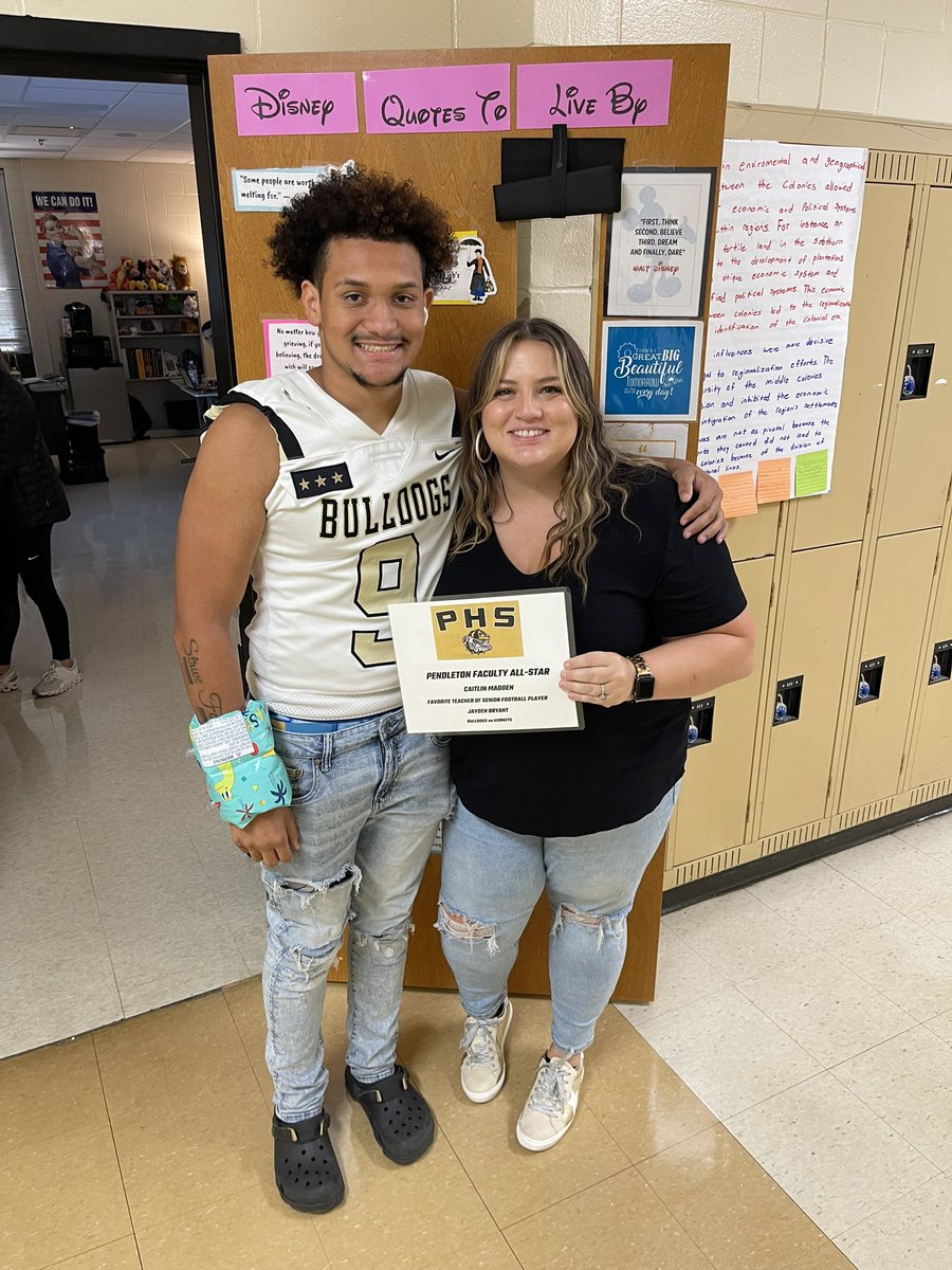 Our Faculty All Stars of the Week are Mrs. Madden (Jayden Bryant) &amp; Ms. Riser (Jayden Branson)! Thank you both for being awesome! #DDVP #2eparat3