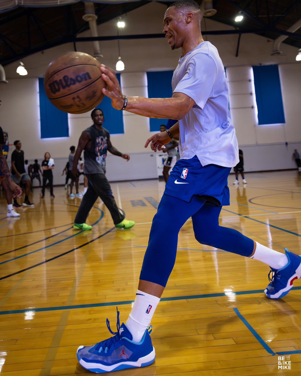 Beastbr00k0's tweet photo. Russell Westbrook getting ready for year 16 in the NBA 🐐🔥 https://t.co/0ntA4bUXXR