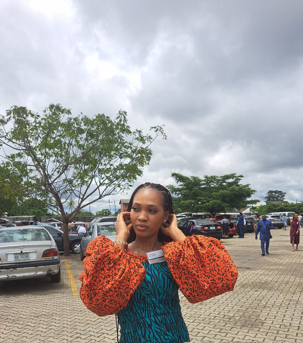 shy_wendee tweet media