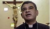 Llegan dolorosas noticias de ataques violentos contra los cristianos en Pakistán, y de saqueos de iglesias; y en Nicaragua, confiscación de la Universidad Centroamericana y persecución de la Iglesia. Pidamos al Señor fortaleza para nuestros hermanos, pidamos justicia y verdad