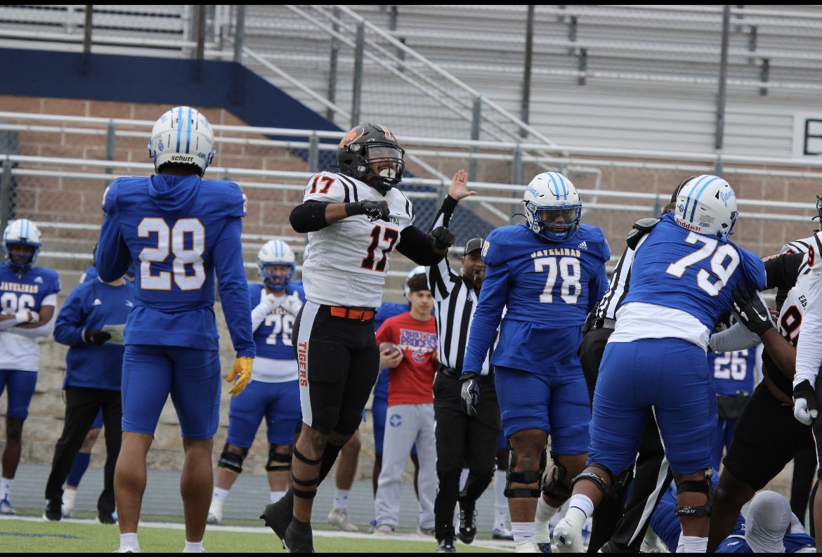 ECUTigersFB's tweet photo. Congrats to Devon Roush @droush2000 for being named to the 2023 @D2Football Elite 100 Watch List https://t.co/tU3Xpv6mnn