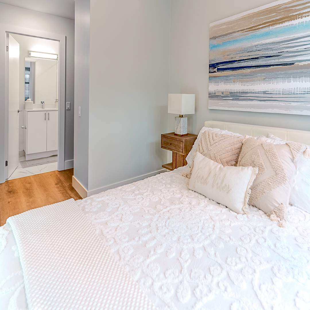 _YLofts's tweet photo. At Y Lofts will find:
Beautiful Layouts
Well-equipped Kitchens
Spacious Bedrroms and Closets

Limited availability of suites!

Contact our managers and move this month: lease@prismpm.ca
Call to schedule a viewing: +1 437 214 6920
#Ylofts #Peterborough #Peterboroughrentals #rental https://t.co/fbI15pFJat