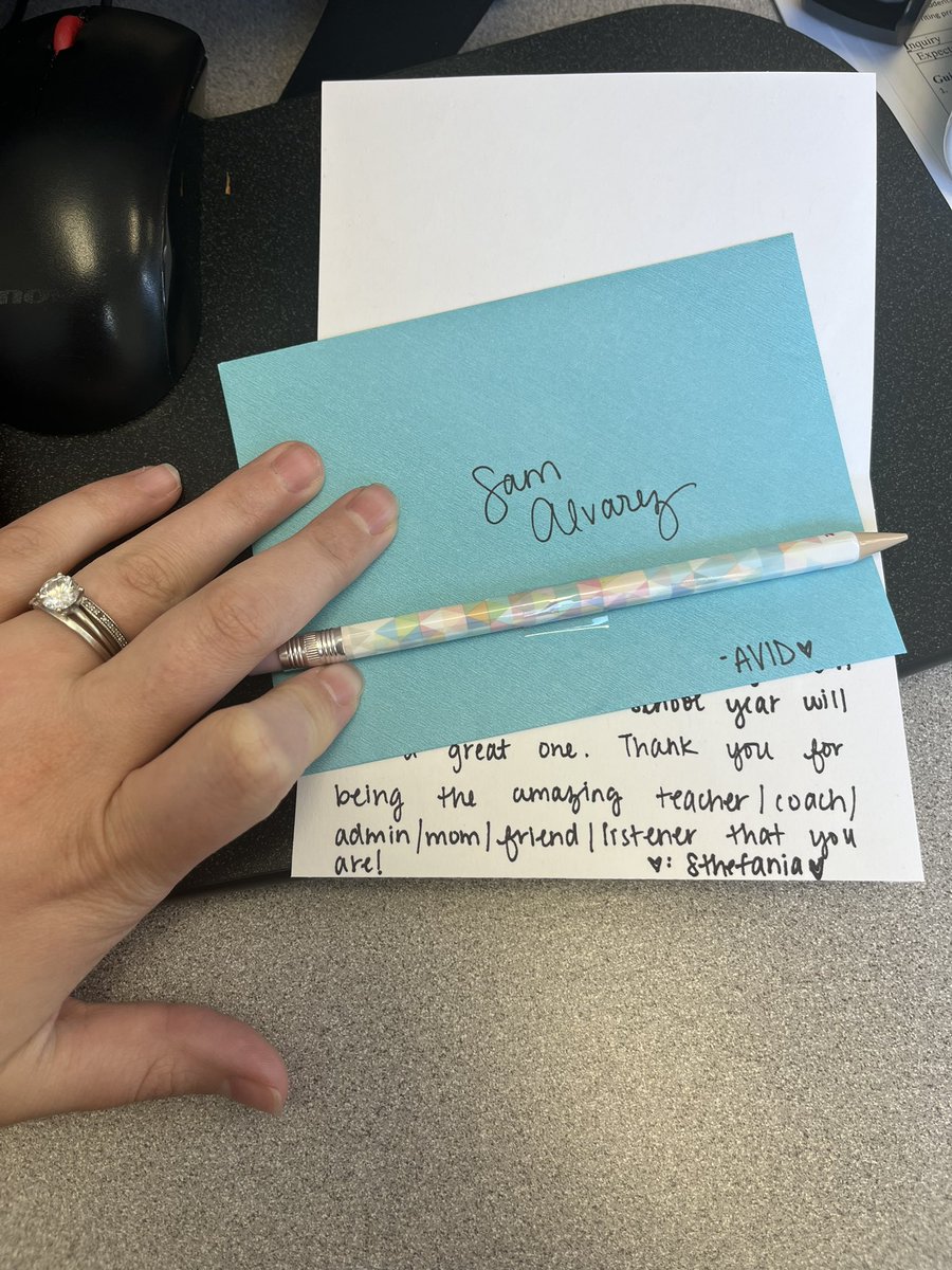 MsLeeCECA's tweet photo. Thank you @GallegosCECA for your kind words and making my Friday a little brighter! 🫶🏻 https://t.co/V117L6mHx5