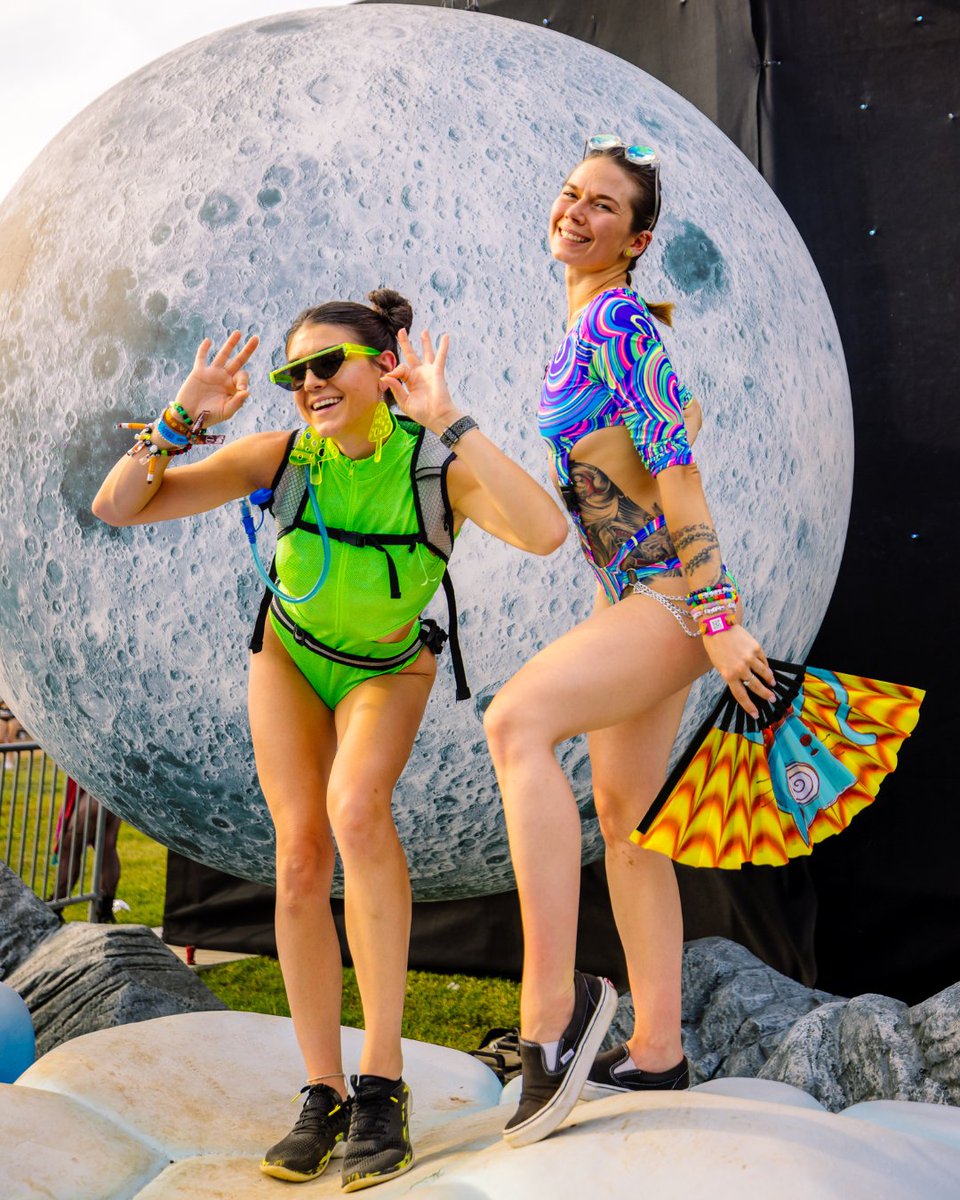 Hey #MoonCrew! 👋 Did you lose an item at Moonrise? You can still claim lost items on Liff Happens to have it shipped back to you. 📫 Head to moonrise.liff.app to view Lost & Found items now.