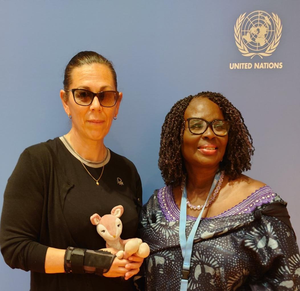 FemmesAutistes's tweet image. • 29ème session #CDPH 
• 18/08/2023 @ONUGeneve

✅️Notre Présidente @rabatel_marie rencontre @gofefoame Présidente du comité des droits des personnes handicapées des Nations Unies @ONU_fr

@EmmanuelMacron @MinColonna @fadila_khattabi 
#CIDPH #Enfants #Femmes @unwomenchief