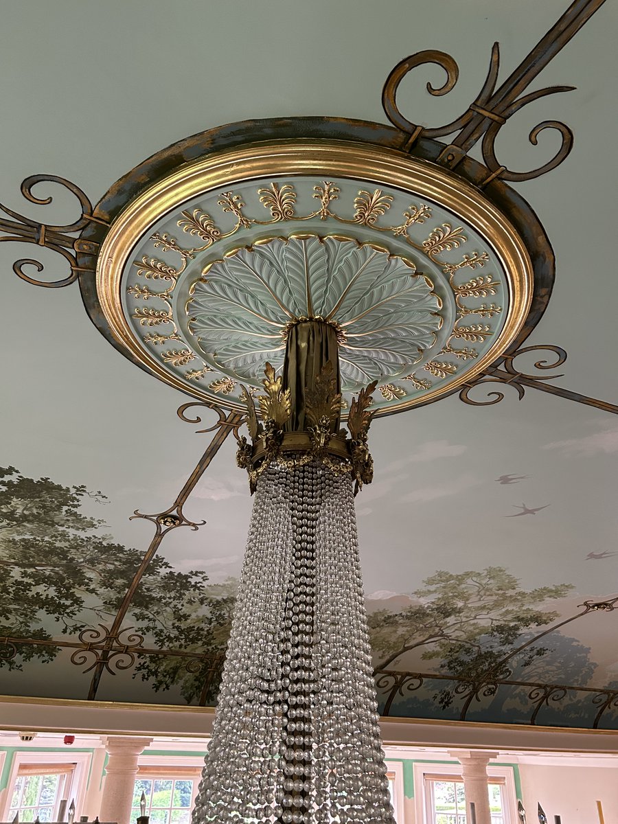 This project is now completed - a transformed swimming pool! Going to put the photographer <a href="/andyweekesphoto/">andy weekes</a> in the pool to get a good overall shot when the scaffold comes down next week.
Gilding alongside jennifer bell murals.
#gilding
#murals
#conserverestorecreate