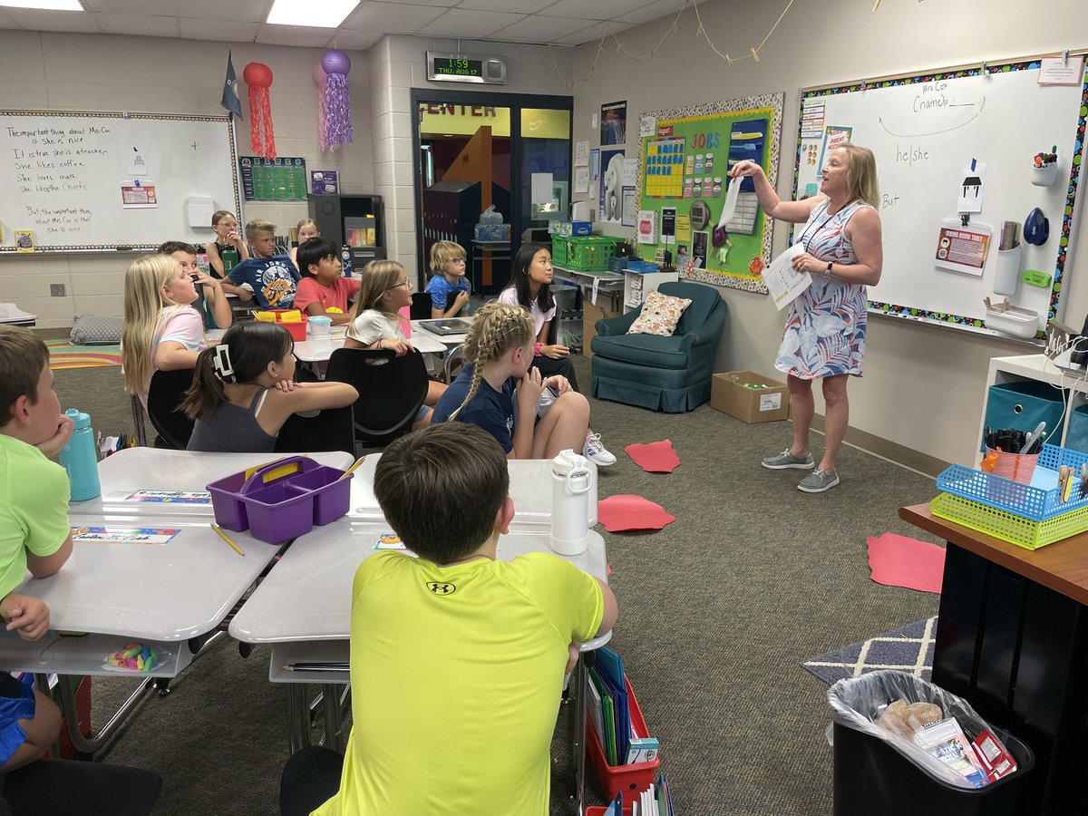 Watch out for the hot lava! Mize 5th graders are on 🔥 practicing with the ed tech they will use this year to INNOVATE &amp; CREATE! <a href="/CoxMize5/">Suzanne Cox</a>