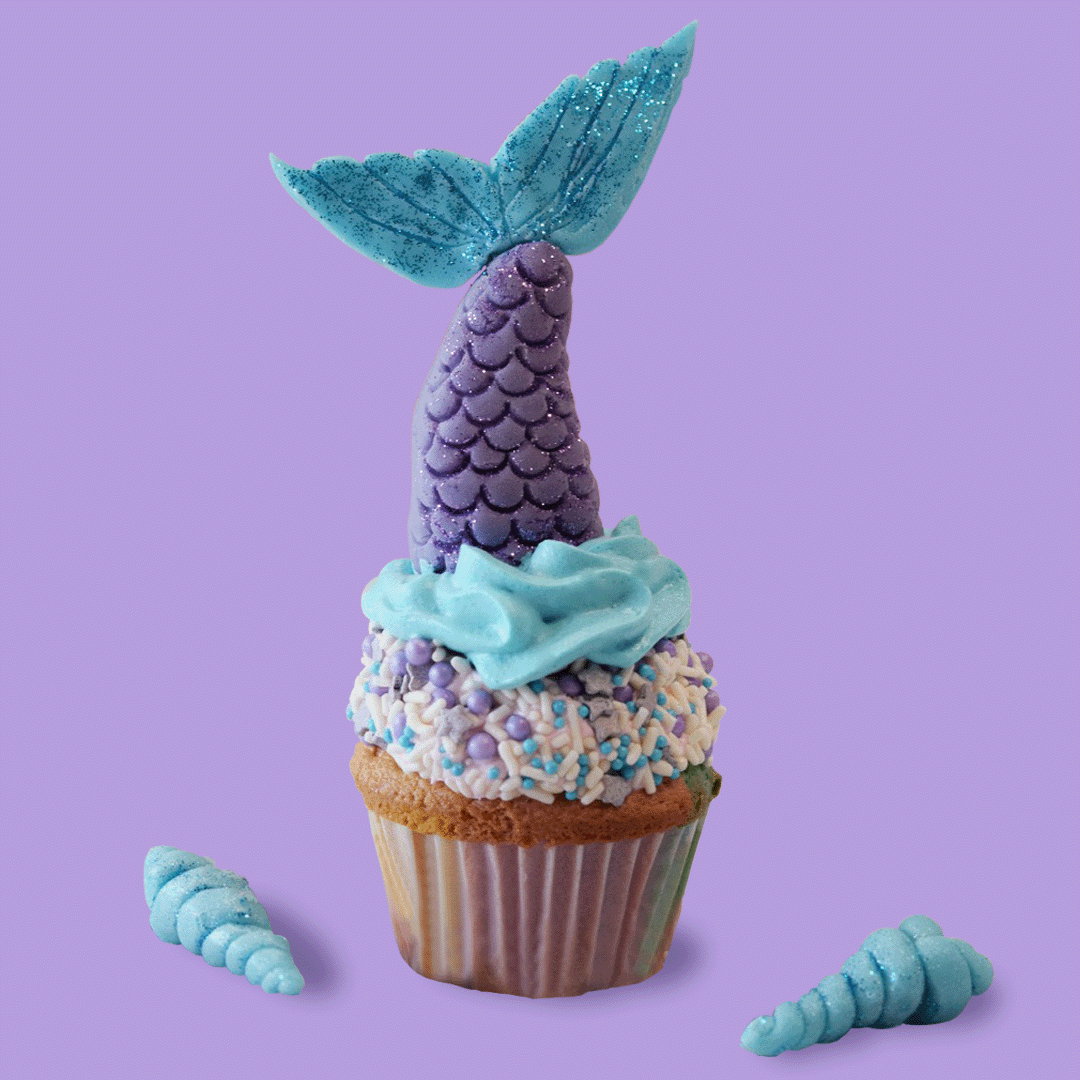 🧁✨Da vida a tus #Cupcakes en toda ocasión con nuestra #Buttercream y variada selección de #Sprinkles, podrás crear Cupcakes espectaculares llenos de color. Desde fiestas temáticas hasta momentos especiales, tus creaciones serán únicas.🌈

#BakeLikeaBoss #Postres #DecararPostres