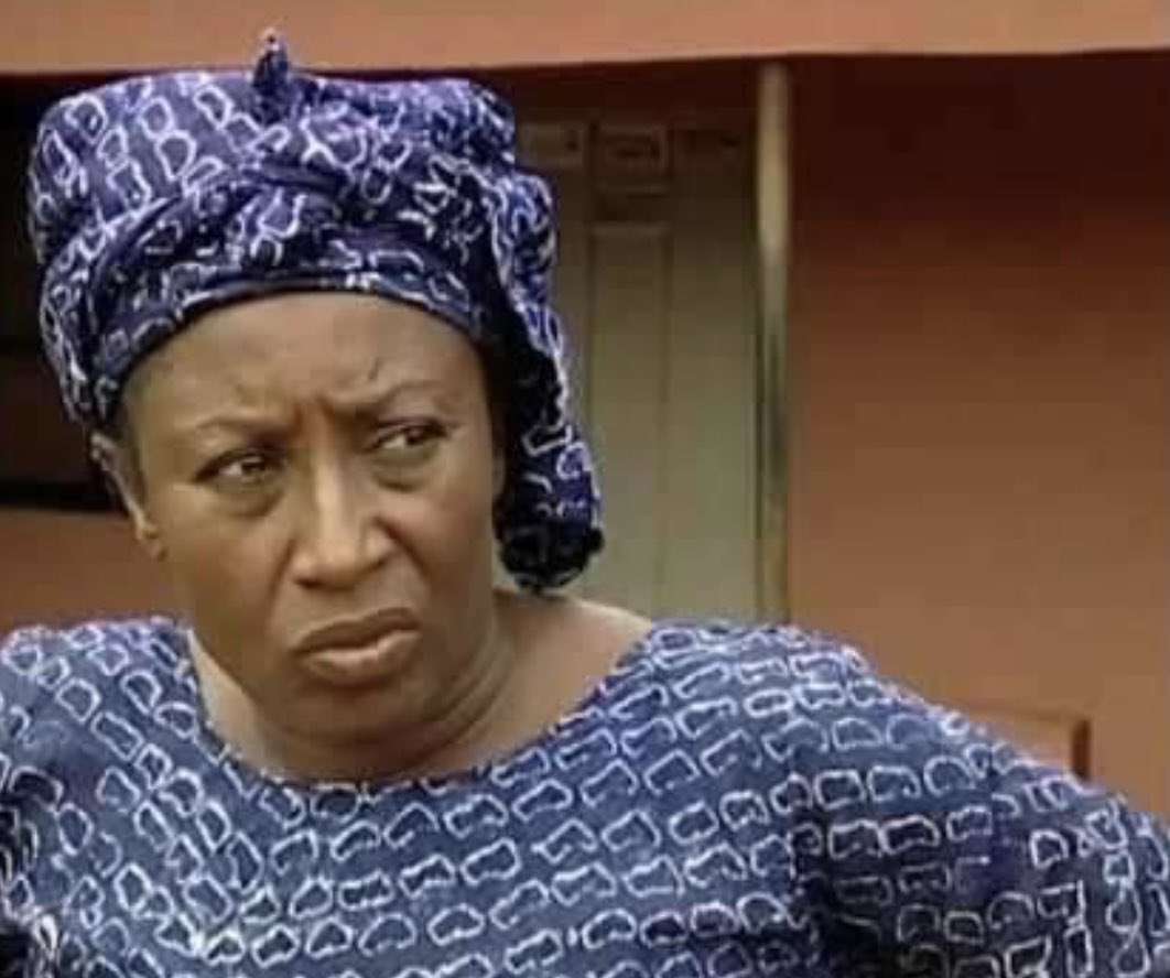 simplylorra's tweet photo. Why did Mercy hug Ilebaye 😏
It’s the hypocrisy for me 
#bbnaijaAllstars https://t.co/GHjSsMX0fx