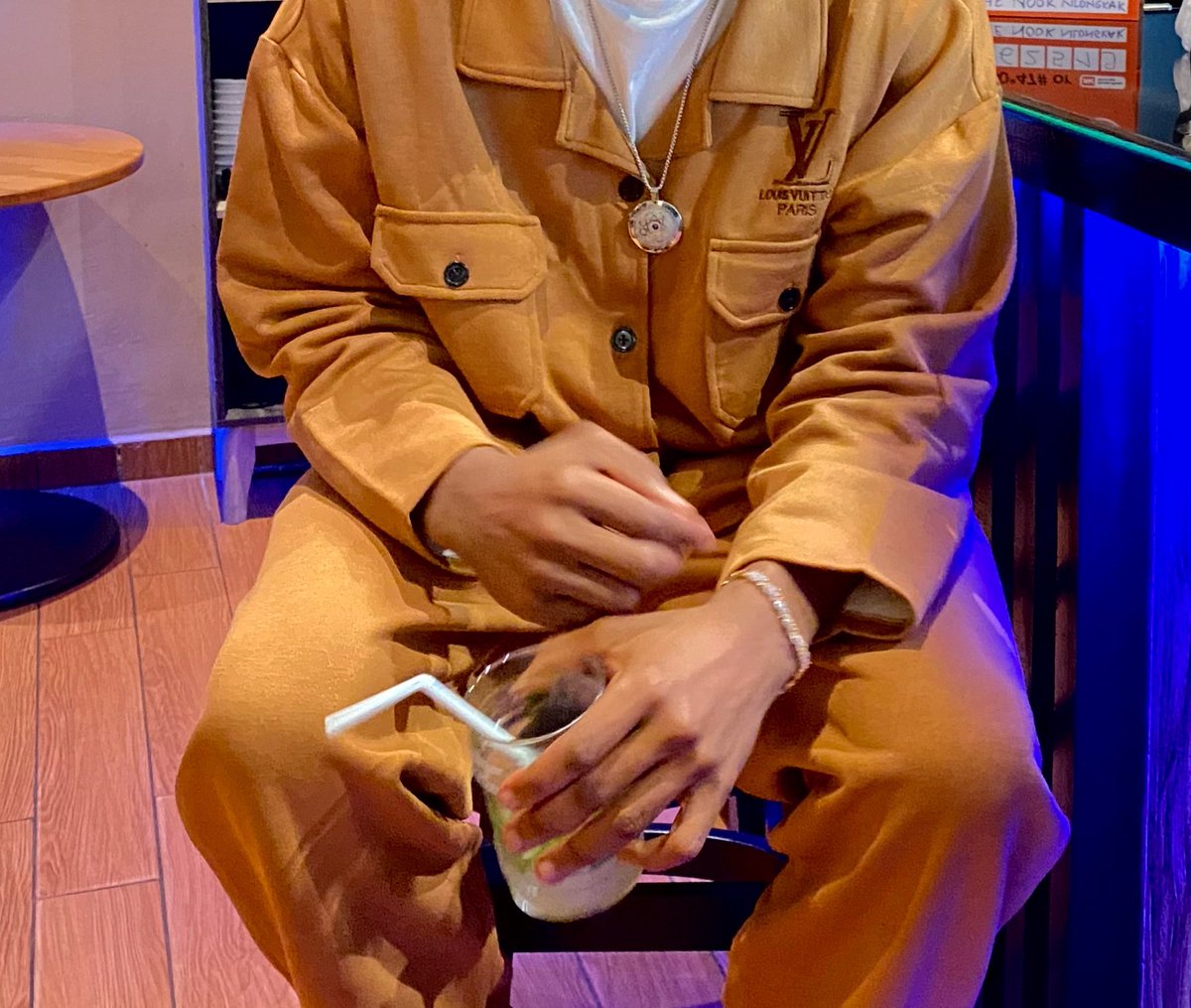 fredo_em1's tweet photo. Live it up! Like what’s next?!! https://t.co/aMvPxlvZpD