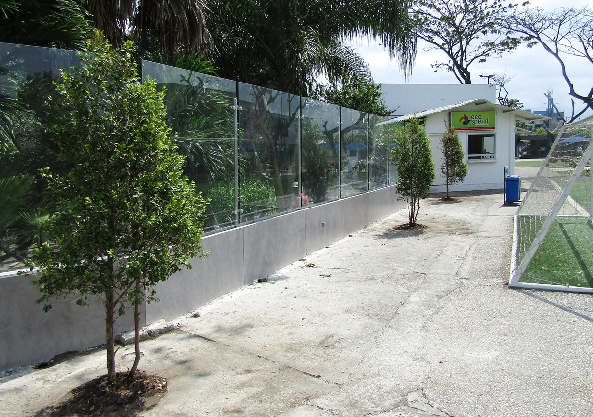 Universidad Ecotec tweet media