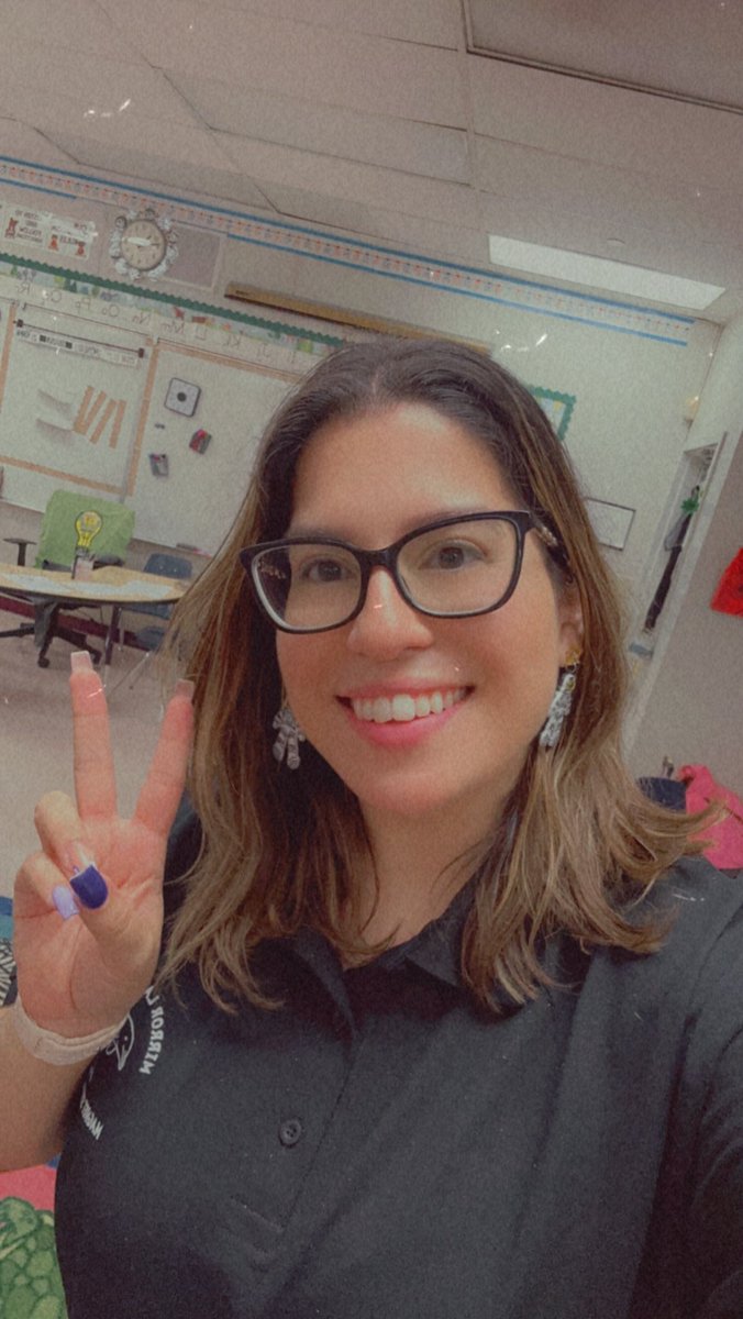 👩🏻‍🏫 tweet media