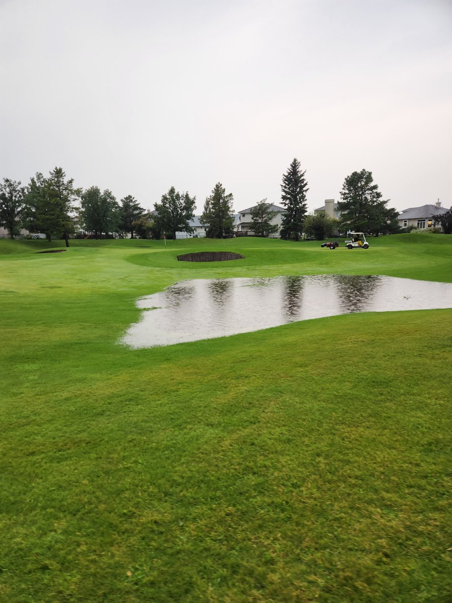 ArgueCameron's tweet photo. Course was crushed last night! @Coloniale_GC 
Crew worked hard today clearing debris and pumping water! Course will reopen tomorrow! 
Have a good weekend everyone! https://t.co/WwRE250frf