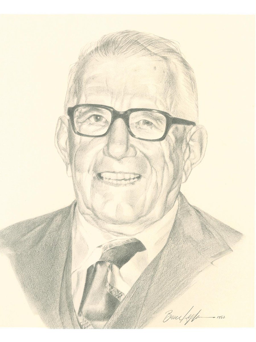 Seed grower Ed Wallace of Carleton produced first reg. seed in 1924. For 42 yrs, Wallace Bros produced seed and won prizes across Can and US. He also led many farm orgs, was 4-H leader for 31 years. Inducted in 1982, nom. by <a href="/OttawaFarmShow/">Ottawa Valley Farm Show</a> bit.ly/3WbQhaS