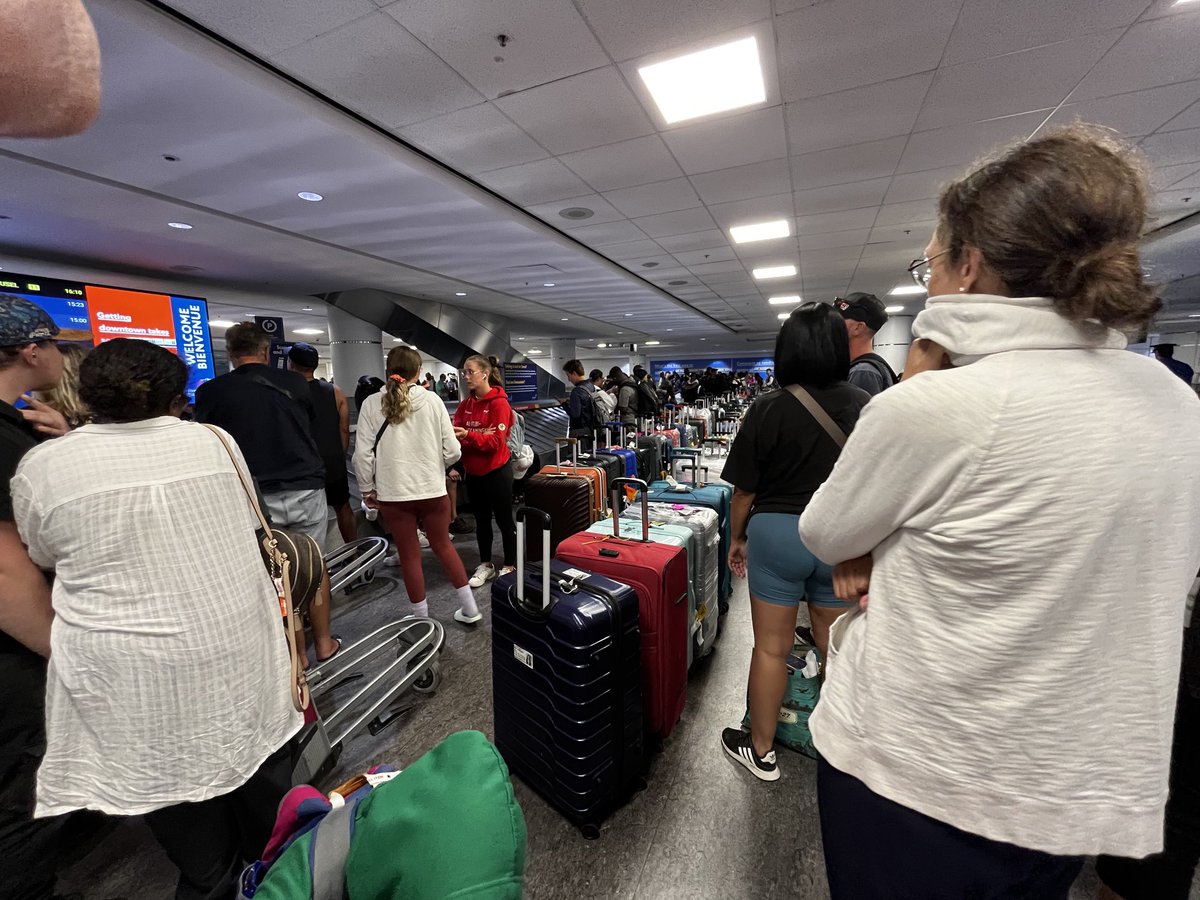 Ah the baggage delay at ⁦<a href="/TorontoPearson/">Toronto Pearson</a>⁩ - worst airport in the world