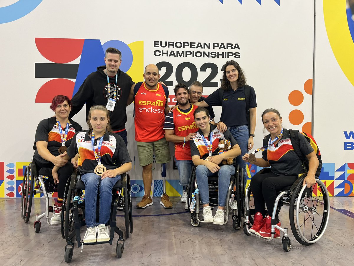 La familia <a href="/UCAMMurcia/">UCAM Murcia</a> 

#TheLegacy 🇪🇸