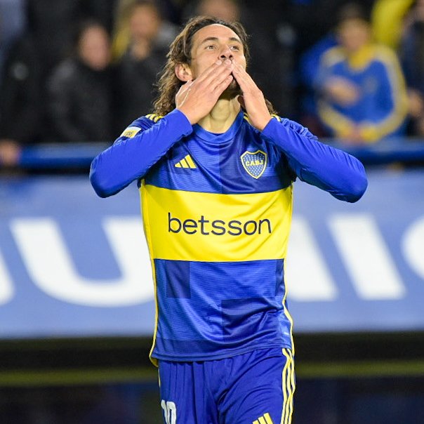 LigaAFA's tweet photo. Y llegó nomás el primer gol de Cavani 🏹 https://t.co/zJo8iF3YiC
