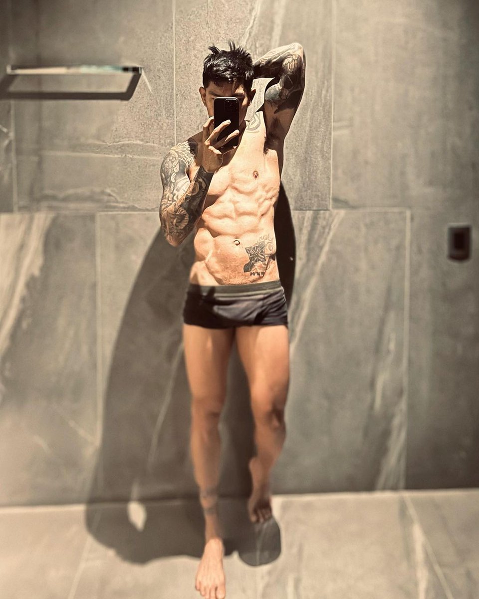 sarcomicole1597's tweet photo. Kay aga aga pag tingin mu ng IG ganito agad ang bumungad sa wall
Jusko kua ion parang mag kakasala po kami nito😅😅😅😅
Meme @vicegandako ohh ung aswa mu po. 😅
#teamviceph
#viceion
#viceganda https://t.co/tBh6Lcs3Ah