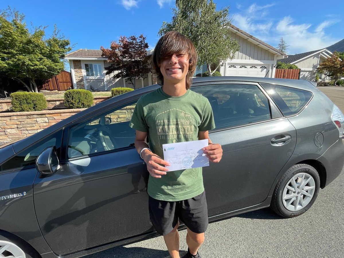 _duffman's tweet image. We have a new licensed driver! Congratulations Tommy 🤩🚙🙌🏼