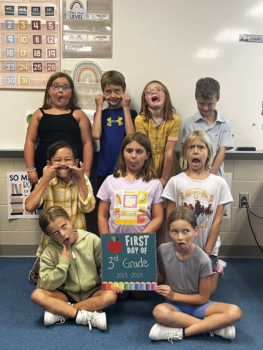 Amanda Roades tweet media