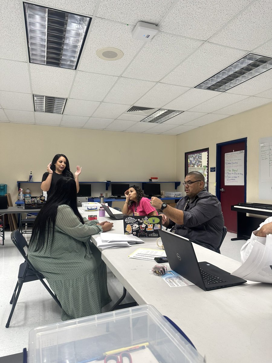 RogelioSegovi13's tweet photo. Witnessed PLCs in action at SEHS! 😎 Outstanding planning and instructional discussions that truly impressed‼️ Well done! 👏🏼 #SEHS @SanElizarioISD #ProfessionalLearningCommunities #SEISDPeoplePassionPurpose 💛🦅💙 https://t.co/2gxJVKVPBg