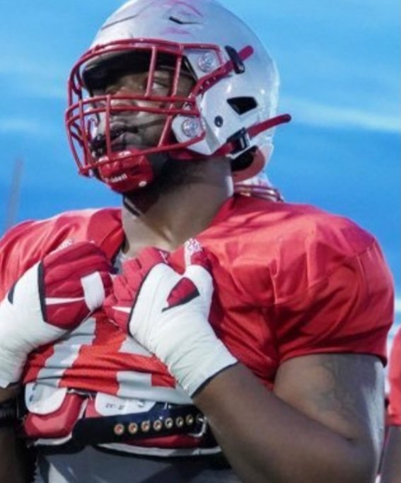 CoachRWinkler's tweet photo. Warrior OL @_DaJuanye DJ Wingfield ready for the season @UNMLoboFB #D1Warriors #WarriorOL #LocalGuy #Redondo https://t.co/C9TMaJ7jc5