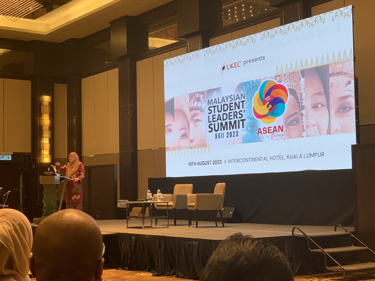 BakarMona's tweet image. Back in full swing at @UKEC 
#MSLSXVII