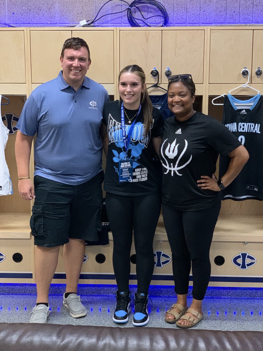 What a great visit today for ⁦<a href="/m_mackenna3/">MacKenna Bush</a>⁩ getting her first offer to play at ⁦<a href="/IowaCentralWBB/">Iowa Central Women’s Basketball</a>⁩  a big thank you to ⁦@sabahdickerson⁩ and ⁦<a href="/KelbyHomeister/">Kelby Homeister</a>⁩ we really enjoyed our time with you today, you have something special there