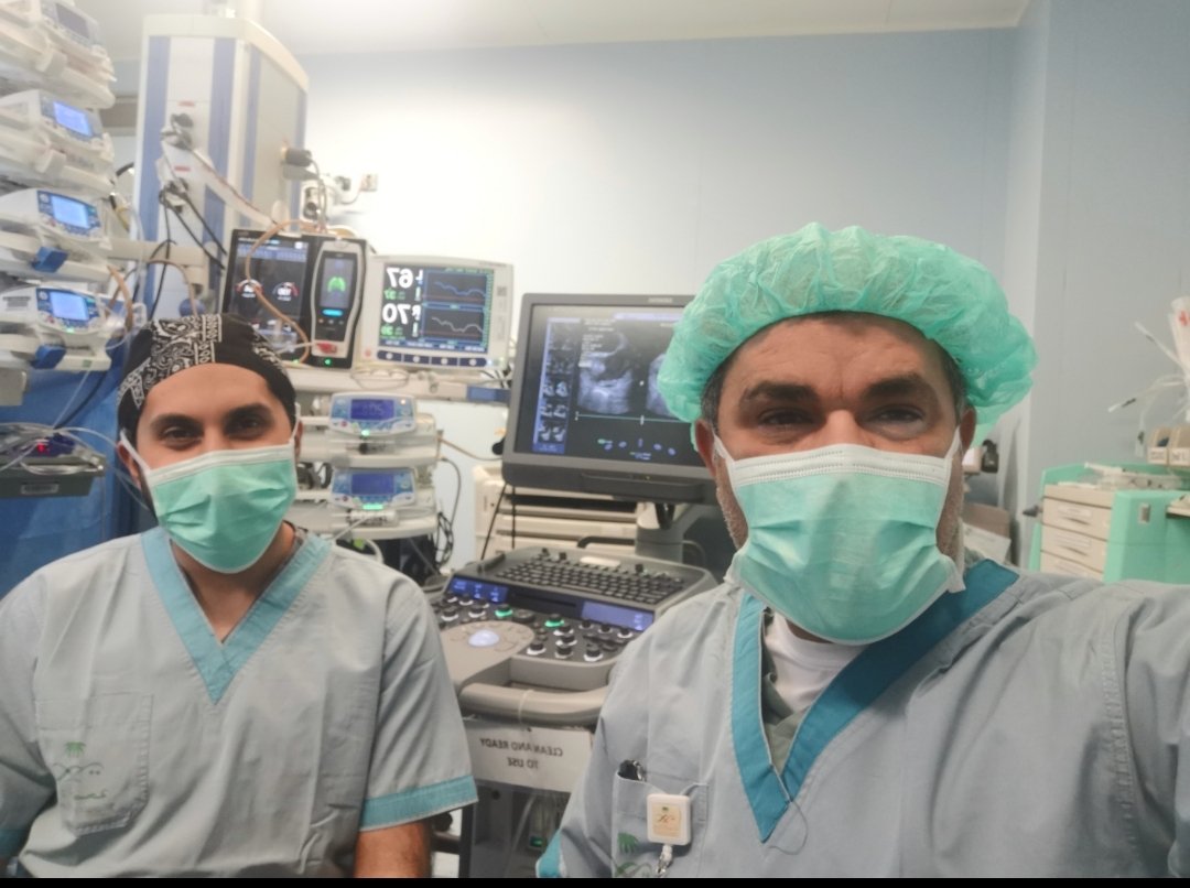 ZakiAlzaher's tweet photo. #فضفضة_طبيب
الريزدنت و الفيلو او الانتيرن والاستيودنت زميل مستقبل وقد يكون طبيبك المعالج مستقبلا ومسؤوليتنا نعلمه وندربه ونجهزه يكون استشاري على مستوى عالي من الإنسانية والأخلاق والعلم والعمل لاستدامة الخدمات الصحية بجودة عالية
يعني مش جاي ينكرف ويشتغل لوحده و...... 
#صباح_الخير https://t.co/cchHsFbbhy