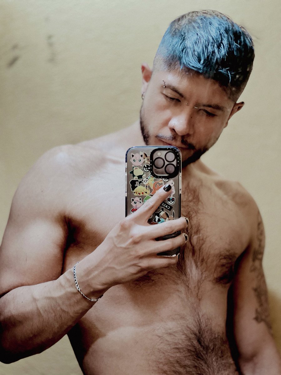 NesRivera_'s tweet photo. 🤳 https://t.co/3F7tgnOPgT