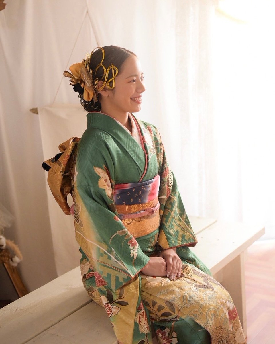 tiiida017's tweet photo. 成人式前撮り📸

hair arrange👘💕

うみちゃん❤️
とってもかわいい🥰

成人生らしく✨
華やかにさせて頂きました❤️

photo by 📸
@akitsuphoto 

👘👘👘🏵️🏵️

成人式前撮り、後撮り
 hair arrange🫶
ご予約ご相談受け付けております❤️
お早めにどうぞ🥰

 #tiiida #徳之島 #徳之島美容室 #成人式ヘア https://t.co/1DfTZEHg24