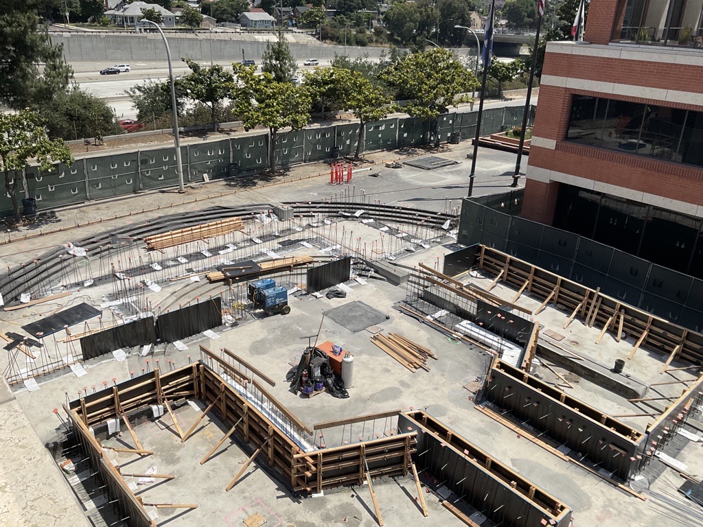 WebcorBuilders's tweet photo. Great progress at 100 Corson in Pasadena! This courtyard reno will offer Operating Engineers Local 12 a modernized courtyard &amp; shade structures supported by structural retrofitting from below—all of which we're delivering while the facility's fully operable! #BuildWithWebcor https://t.co/dO3jc1SoHM