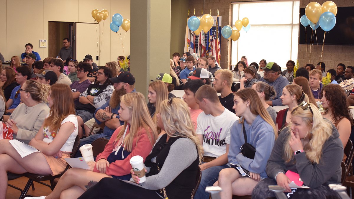 ntcmn's tweet photo. We were so happy to see our students fill the commons area this morning for our annual Day of Welcome. They explored campus, learned about clubs/orgs, got their student IDs and much more. 😃  

Here's to a great year! https://t.co/HAyyx7xAea