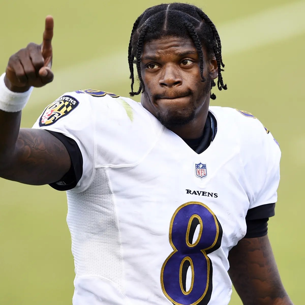 Went to Ravens training camp practice today. Buckle up Ravens’ fans, it’s gonna be a FUN YEAR. Lamar Jackson is in FULL COMMAND of the offense with much more flexibility to make adjustments at the line of scrimmage. The offensive firepower is there and being tapped into by New OC