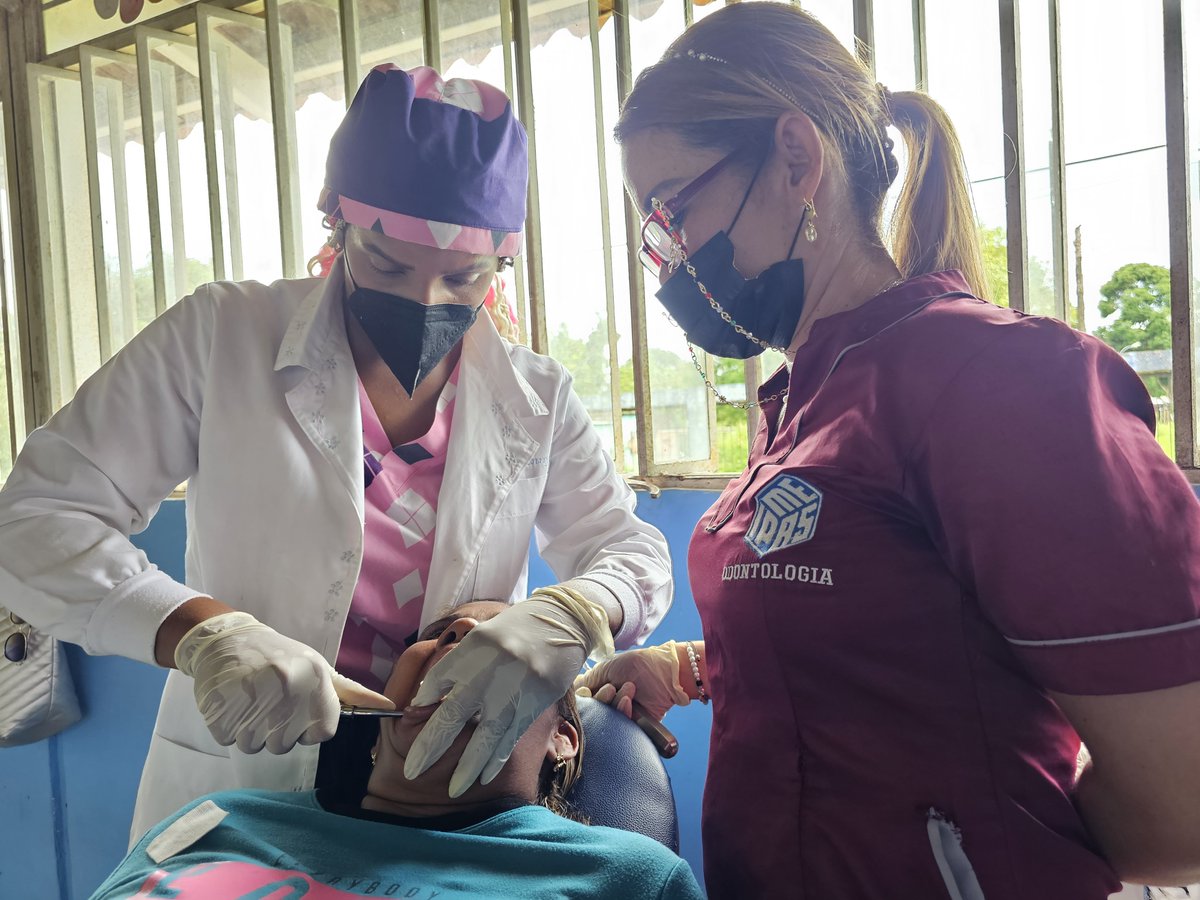IpasmeOficial's tweet photo. 2/2 ¡Trabajo en equipo, victoria segura!

Nuestros médicos de @ipasm_tucupita y el @Ipasmesanfelix atendieron a los pacientes con: medicina general, odontología y entrega de medicamentos. 

¡Cuenten con este gran equipo!

@NicolasMaduro
#VamosConLasBricoMiles https://t.co/akw0LL1HJG