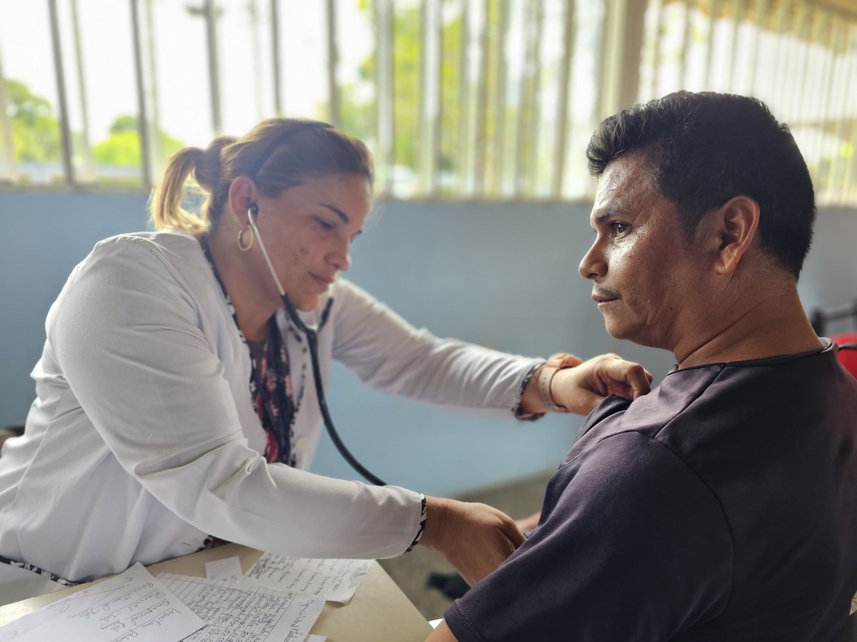 IpasmeOficial's tweet photo. 2/2 ¡Trabajo en equipo, victoria segura!

Nuestros médicos de @ipasm_tucupita y el @Ipasmesanfelix atendieron a los pacientes con: medicina general, odontología y entrega de medicamentos. 

¡Cuenten con este gran equipo!

@NicolasMaduro
#VamosConLasBricoMiles https://t.co/akw0LL1HJG