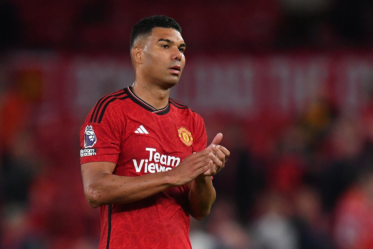 UtdPlug's tweet photo. 🚨🇧🇷 Ten Hag: "Casemiro exposed against Wolves? I didn't see it that way, but he's definitely a new midfielder. We can, we have to improve in this area, we have to improve . So I agree on that." #MUFC https://t.co/XhwD60CaMm