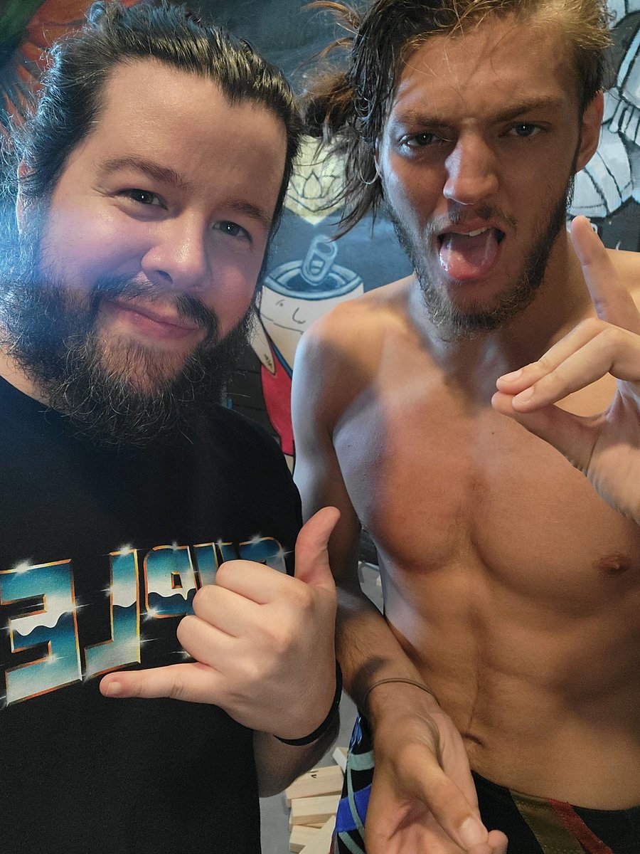 ABlackwellJr's tweet photo. @TheJordanOIiver is such a talent and it's only a matter of time before we see him on tv weekly. The term the next @ShawnMichael51 gets tossed around alot but this kid is it!!!

#speedballfes2 https://t.co/y2QqTI5EVg