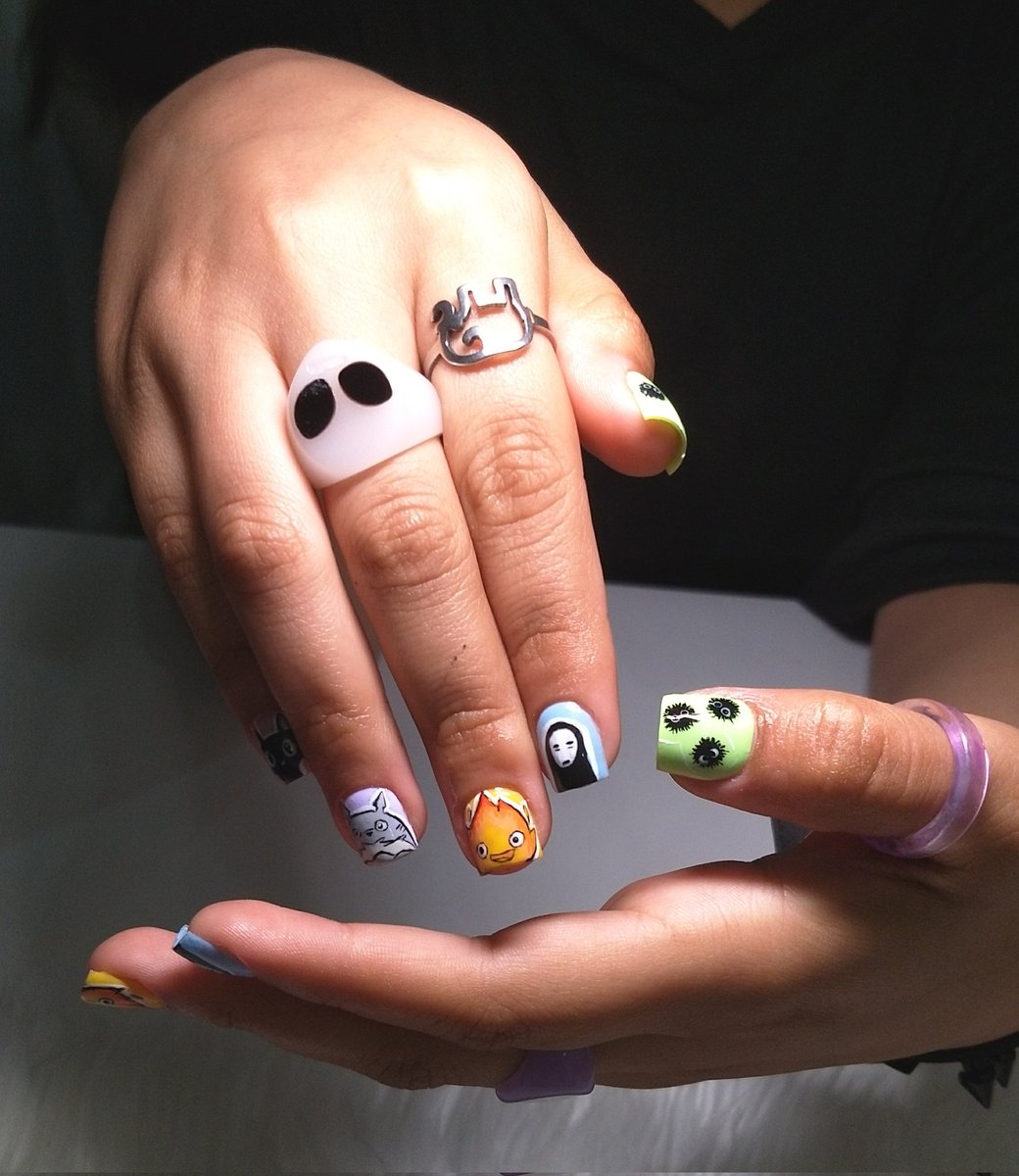 Allensoul_'s tweet photo. @BeautyOfertasMx Yo hago dibujitos me encanta decorar en las uñitas y les hago manicura 🥹💗
Estoy en Ensenada, B.C https://t.co/wz96J5r6t1