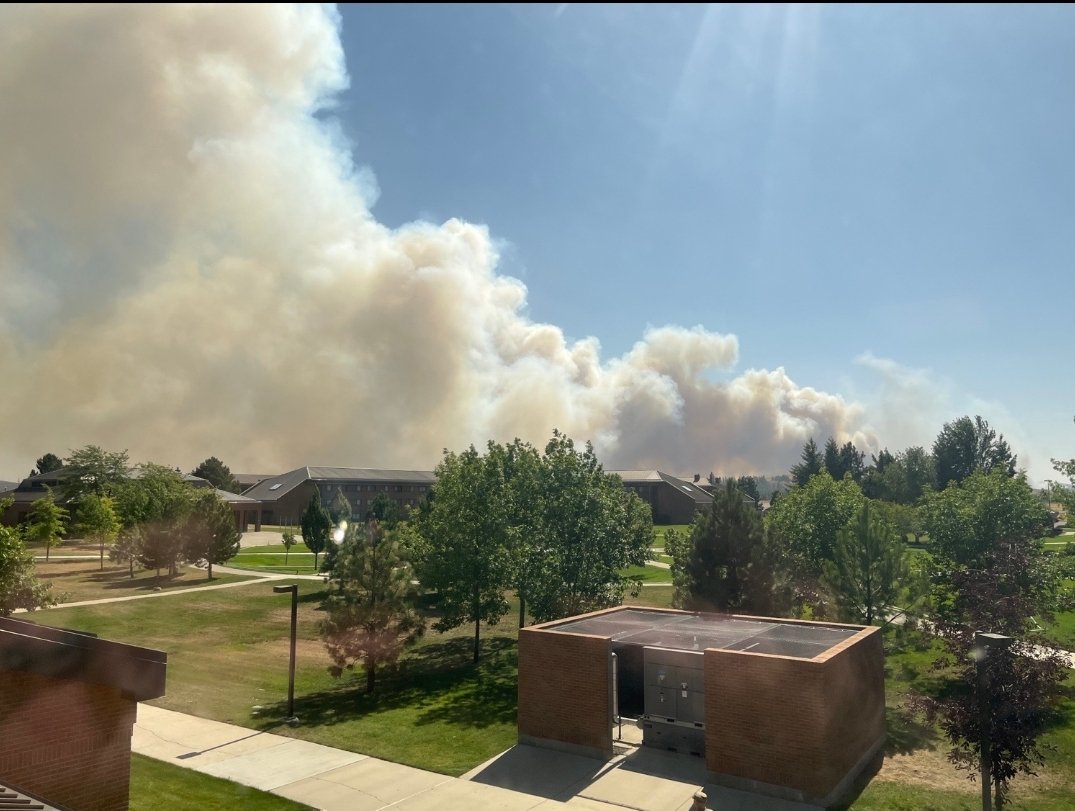 OplOtx's tweet photo. This photo was from the south side of Fairchild Air Force Base taken about 2:30 p.m. https://t.co/YI6iTXcn2V