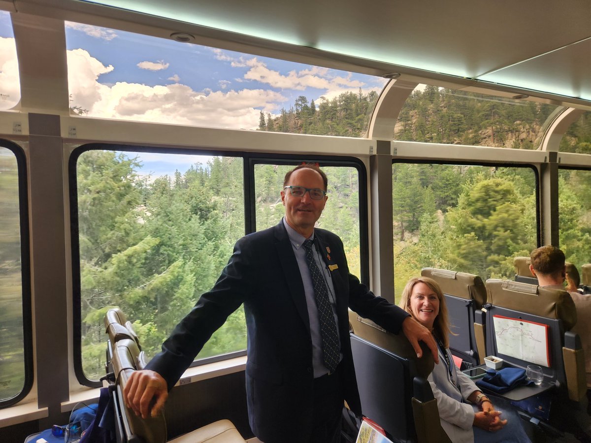 Canada Rail Vacations tweet media