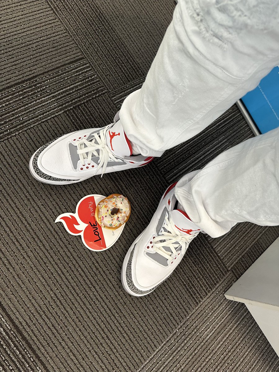 Dunkin’ Coffee &amp; donuts for my Mentor location‼️ $75 in donations today and still cooking! ☕️❤️🫡 <a href="/OHPAunstOHPAble/">#unstOHPAble</a> <a href="/kuhn3/">Kevin Kuhn</a> <a href="/Michaelkadas/">Michael Kadas</a> <a href="/keroninc/">Keron Incarnato</a> #sneakers #OHPAhasheart #AHA