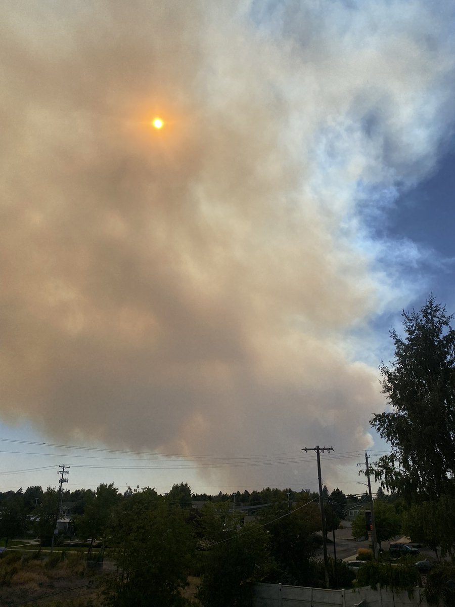 Smoke from the Gray Fire covering the South Hill in Spokane. #grayfire #wawx <a href="/KREM2/">KREM 2 NEWS</a>